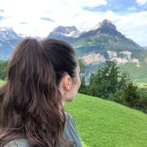 Meet your Posher, Melanie